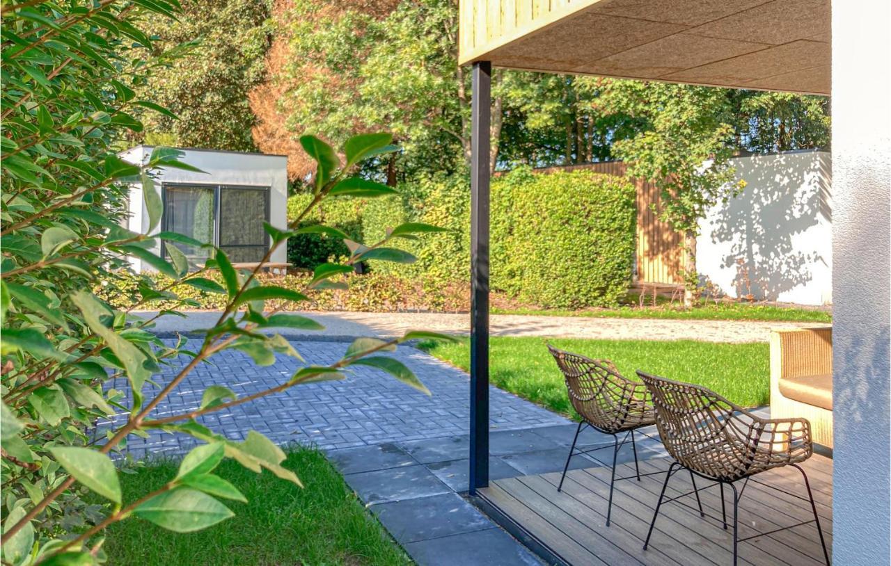 Cozy Home In Heinkenszand With Sauna エクステリア 写真